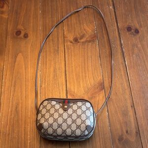 GUCCI VINTAGE ACCESSORY COLLECTION CROSSBODY